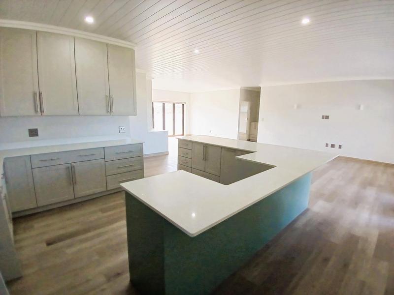 3 Bedroom Property for Sale in Stilbaai Wes Western Cape